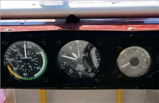 small_v- altimeter.webp